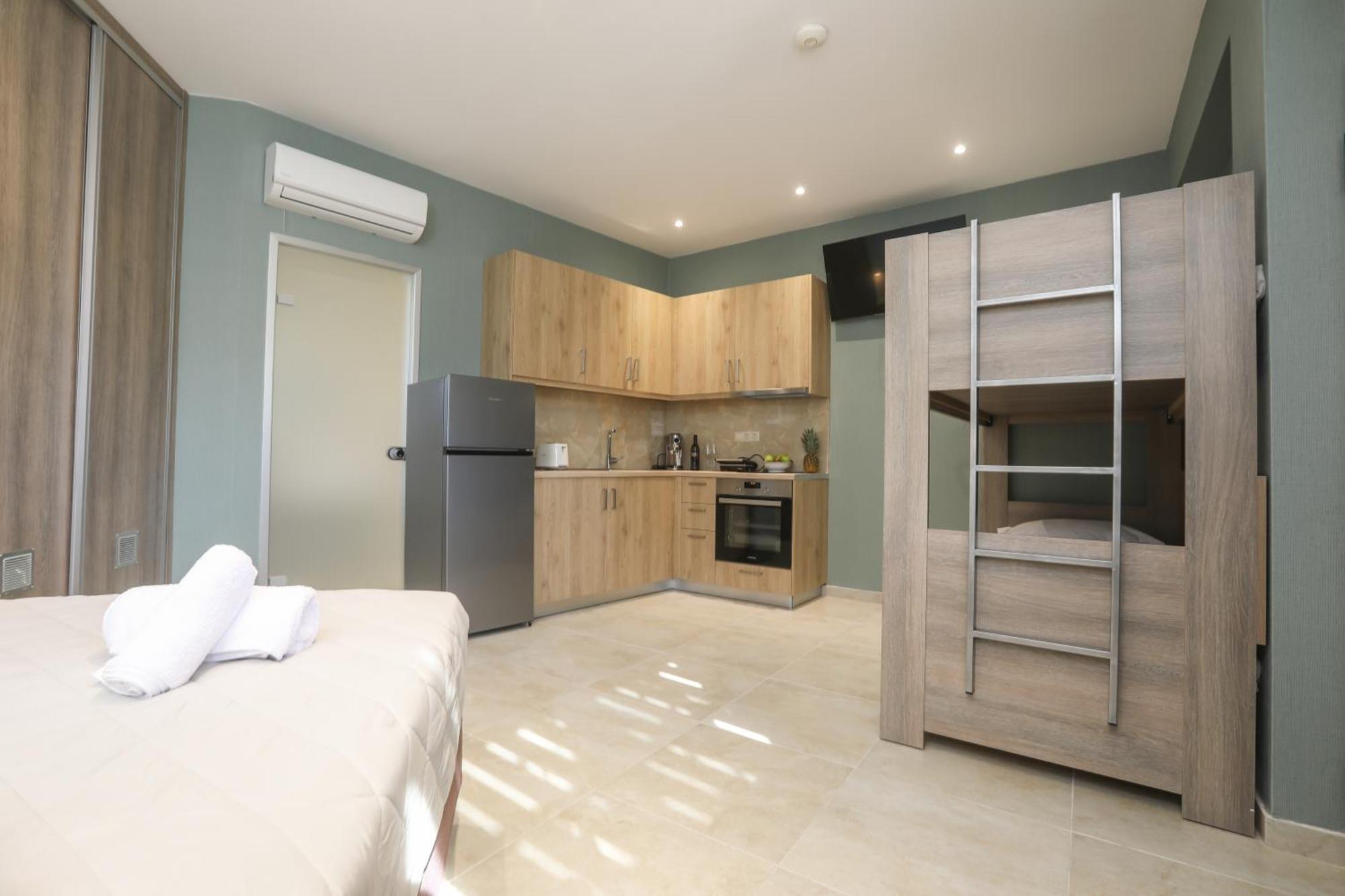 Corfu Gold Luxury Suites Benitses  Exterior foto